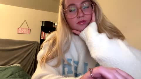 vanillapuddingpie online show from 01/21/25, 03:37