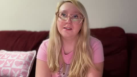 vanillapuddingpie online show from 01/30/25, 11:45