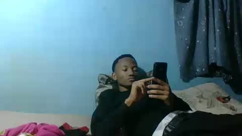 Snapshot of vanille6006 chatting on 07/04/26, 04:46 vanille6006 online show from 07/04/26, 04:46