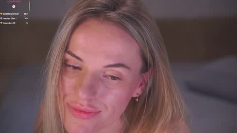 Sophie online show from 04/11/26, 02:27