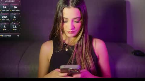 Snapshot of vaniluu9 chatting on 02/20/25, 10:37 Vanilu online show from 02/20/25, 10:37