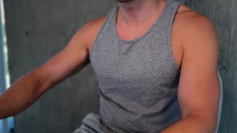 vanjoeofficial online show from 12/03/25, 10:19