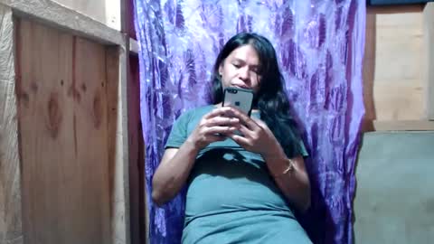 Snapshot of vannah_locca chatting on 02/01/25, 03:28 vannah_locca online show from 02/01/25, 03:28