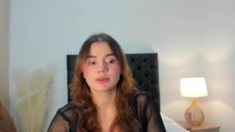 Vannesa online show from 03/18/26, 07:06