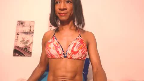 Snapshot of vannesascott chatting on 01/19/25, 12:17 VANNESA online show from 01/19/25, 12:17