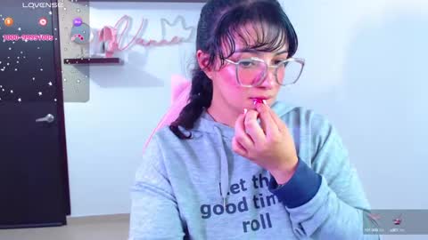 Vanesa online show from 02/15/25, 06:01