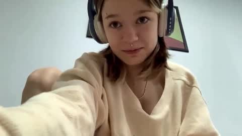 Viola online show from 09/28/25, 09:36