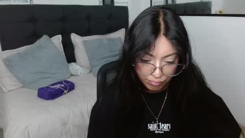 vane online show from 09/18/25, 09:17