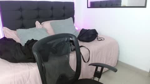 vane online show from 02/08/26, 11:08