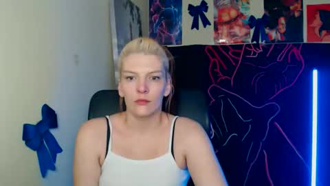 Vanessa online show from 04/11/26, 06:45