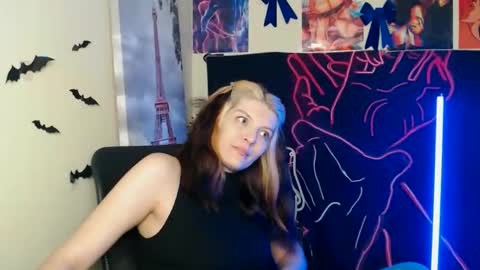 Vanessa online show from 04/17/26, 03:04