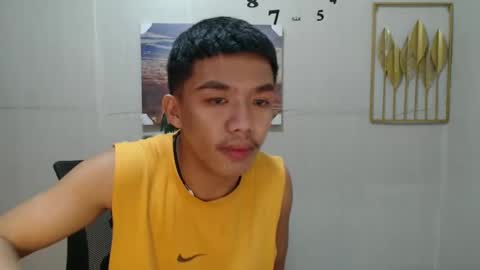 Snapshot of vanxxx2005 chatting on 12/09/24, 08:44 vanxxx2005 online show from 12/09/24, 08:44