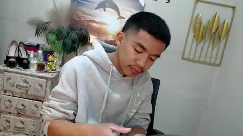 Snapshot of vanxxx2005 chatting on 02/17/25, 06:15 vanxxx2005 online show from 02/17/25, 06:15