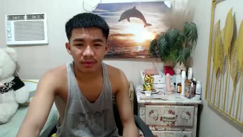 Snapshot of vanxxx2005 chatting on 03/11/25, 08:09 vanxxx2005 online show from 03/11/25, 08:09