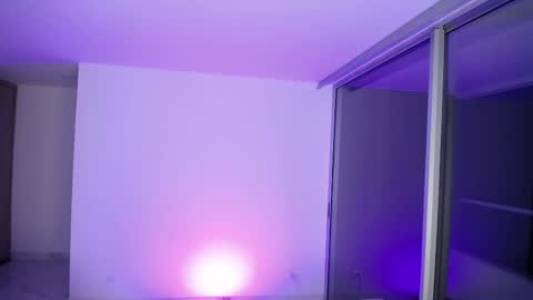 varenka_ivanova22 online show from 04/04/26, 05:06