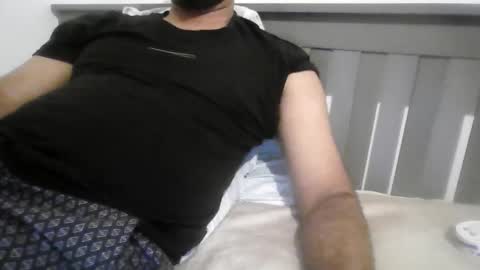 Snapshot of varghese28 chatting on 10/20/25, 08:42 kerala mallu boy online show from 10/20/25, 08:42