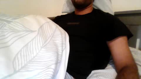 Snapshot of varghese28 chatting on 11/26/25, 10:05 kerala mallu boy online show from 11/26/25, 10:05