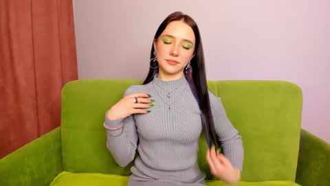 Snapshot of vasilisalove chatting on 12/31/24, 01:47 VasilisaLove online show from 12/31/24, 01:47