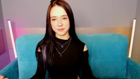 Snapshot of vasilisalove chatting on 01/08/25, 01:42 VasilisaLove online show from 01/08/25, 01:42