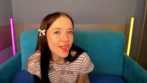 Snapshot of vasilisalove chatting on 03/11/25, 04:32 VasilisaLove online show from 03/11/25, 04:32