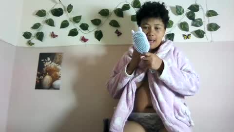 Vayannah online show from 07/05/26, 06:09