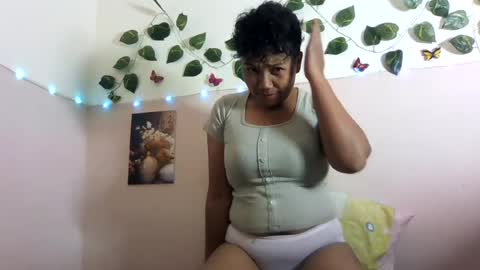 Vayannah online show from 07/21/26, 07:32