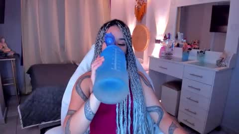 Vayolett Bass online show from 01/15/26, 08:45