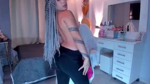 Vayolett Bass online show from 01/17/26, 05:23