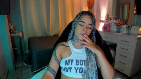 Vayolett Bass online show from 04/02/26, 08:23