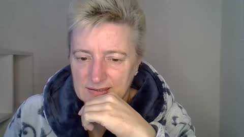 Snapshot of vea_motty chatting on 11/20/25, 08:25 vea_motty online show from 11/20/25, 08:25