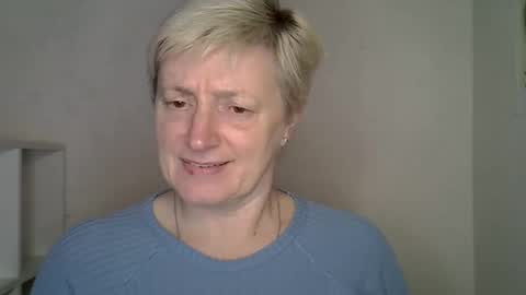 Snapshot of vea_motty chatting on 11/29/25, 07:33 vea_motty online show from 11/29/25, 07:33