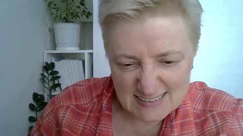 vea_motty online show from 05/09/26, 02:11