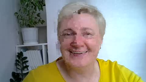 vea_motty online show from 06/01/26, 08:49