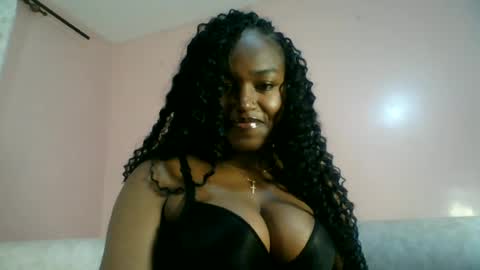 Snapshot of vee_quest chatting on 06/16/26, 06:32 vee_quest online show from 06/16/26, 06:32