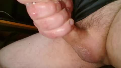 Snapshot of veepz13579 chatting on 11/18/25, 11:25 Tom online show from 11/18/25, 11:25