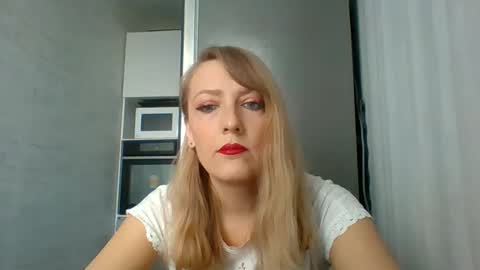 Veessa online show from 04/25/26, 01:14