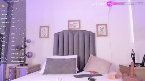 Snapshot of vega__16 chatting on 11/20/25, 11:32 online show from 11/20/25, 11:32