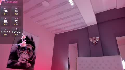 Snapshot of vega_roux chatting on 12/14/24, 08:51 VEGA online show from 12/14/24, 08:51