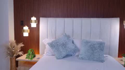 Snapshot of vega_sara chatting on 02/16/26, 02:24 Mia brando online show from 02/16/26, 02:24