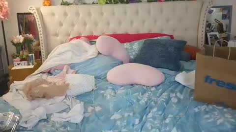 Vegas Dani online show from 07/04/26, 02:40