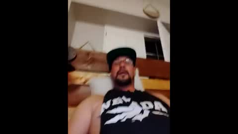 Snapshot of vegasdadbod chatting on 05/07/26, 08:42 vegasdadbod online show from 05/07/26, 08:42