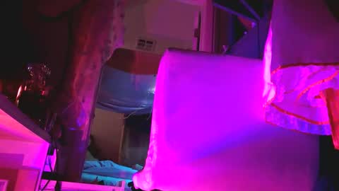 Snapshot of vegasmd chatting on 02/18/26, 10:44 vegasmd online show from 02/18/26, 10:44