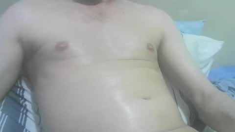 Snapshot of vejame23 chatting on 10/15/25, 05:18 vejame23 online show from 10/15/25, 05:18