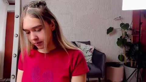 Snapshot of vel1ka chatting on 11/14/25, 07:40 Barbara online show from 11/14/25, 07:40