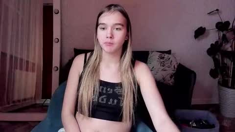 Snapshot of vel1ka chatting on 11/26/25, 01:34 Barbara online show from 11/26/25, 01:34