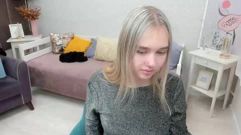 Snapshot of vel1ka chatting on 12/20/25, 12:45 Barbara online show from 12/20/25, 12:45