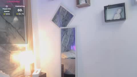 Isabella online show from 05/29/26, 10:08