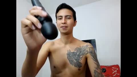 velk_hot1 online show from 02/11/25, 04:24