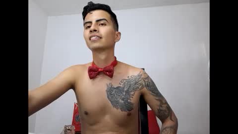 velk_hot1 online show from 02/24/25, 09:20