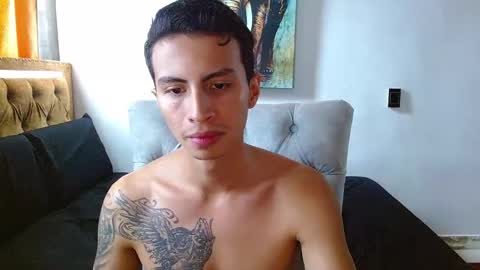 velk_hot1 online show from 03/26/26, 01:28